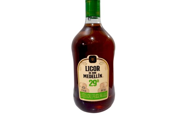 LIC RON MEDELLIN 29°  6*1750ML